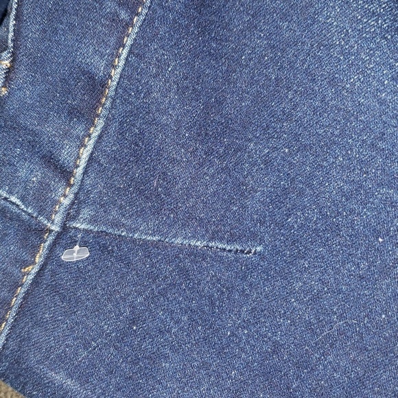 Free People 28 Jeggings Dark Denim Distressed Hem - Picture 8 of 10